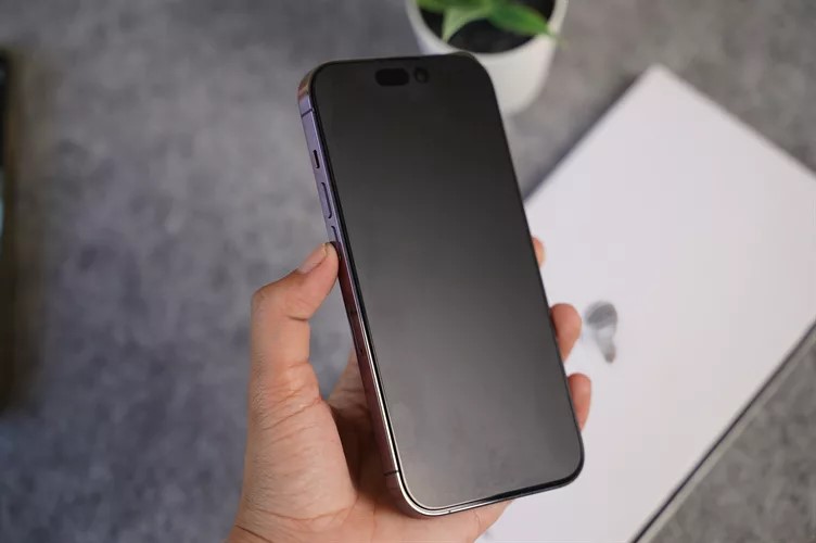 Mietubl Privacy Matte Glass for iPhone 15 Pro Max